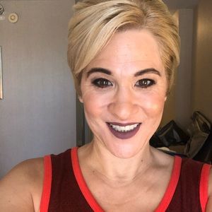 Meet your Posher, Jenny